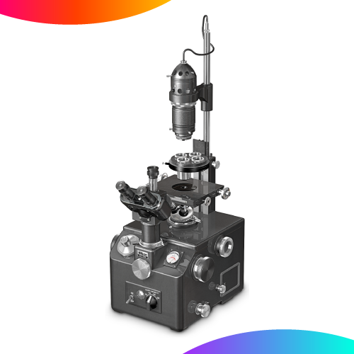 Інвертований мікроскоп моделі M. Ранній інвертований мікроскоп, призначений для металургійних і біологічних досліджень.